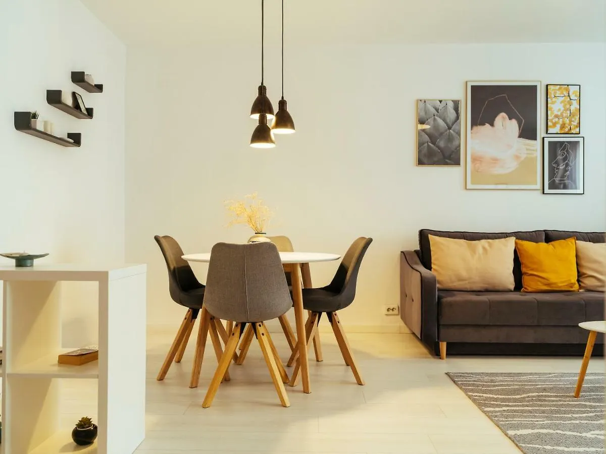 Romanian Atheneum Apartment Bucarest