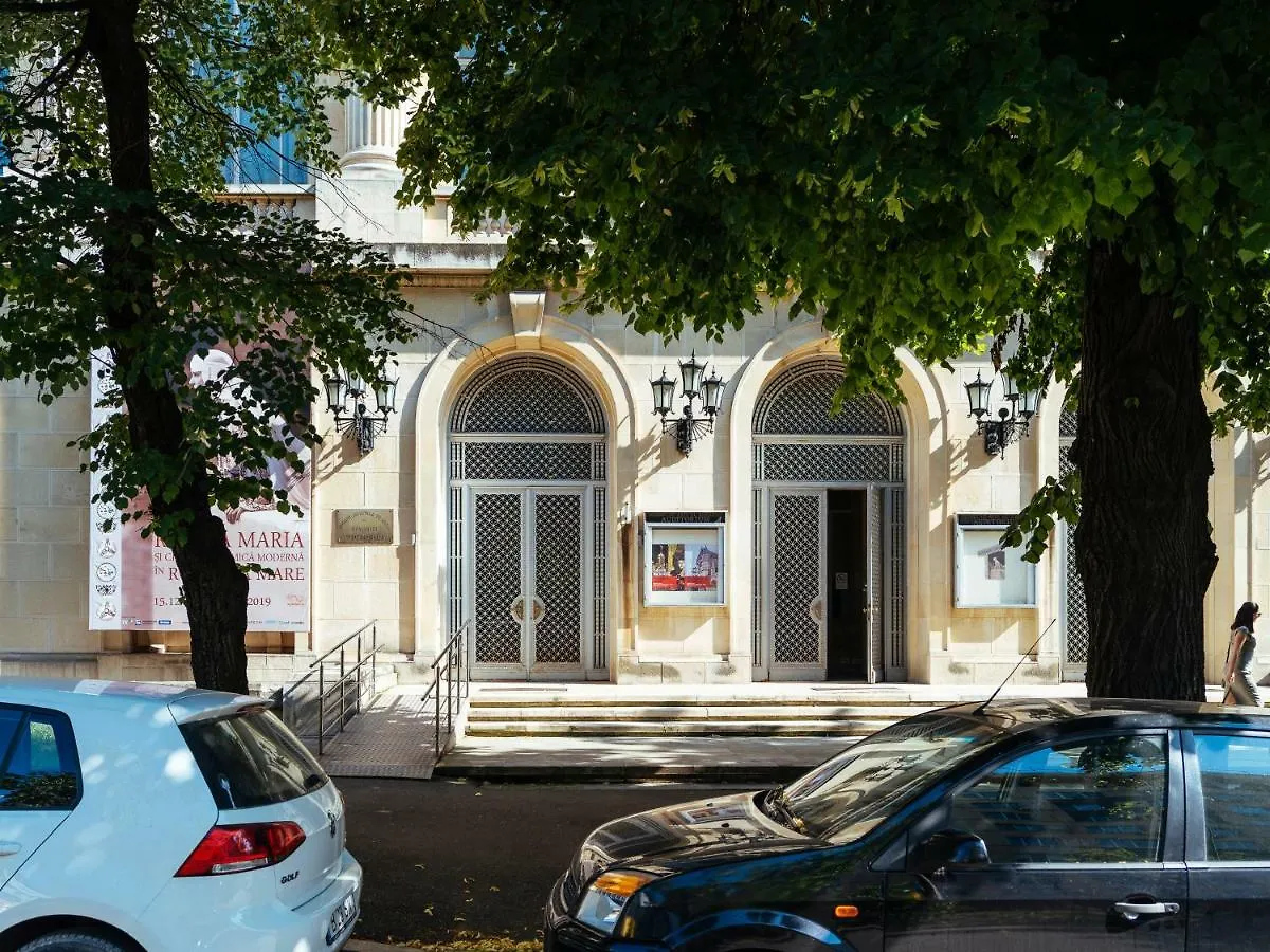 Romanian Atheneum Apartment Bucarest